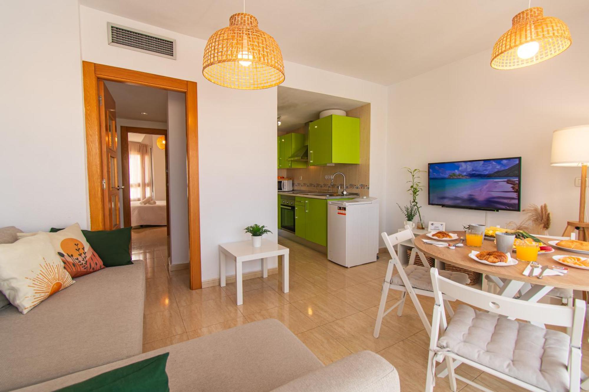 Apartamento Avenida Principal Cerca De La Playa Con Aire Acondicionado Y Wifi - By Aloha Palma *